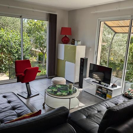 La Maison Sous L'Olivier Villa Morieres-les-Avignon Екстериор снимка